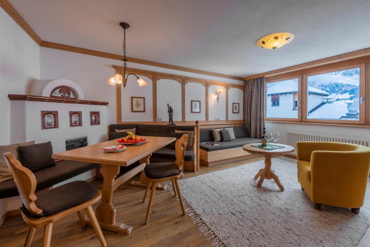 Posta Zirm Hotel Corvara Exteriér fotografie