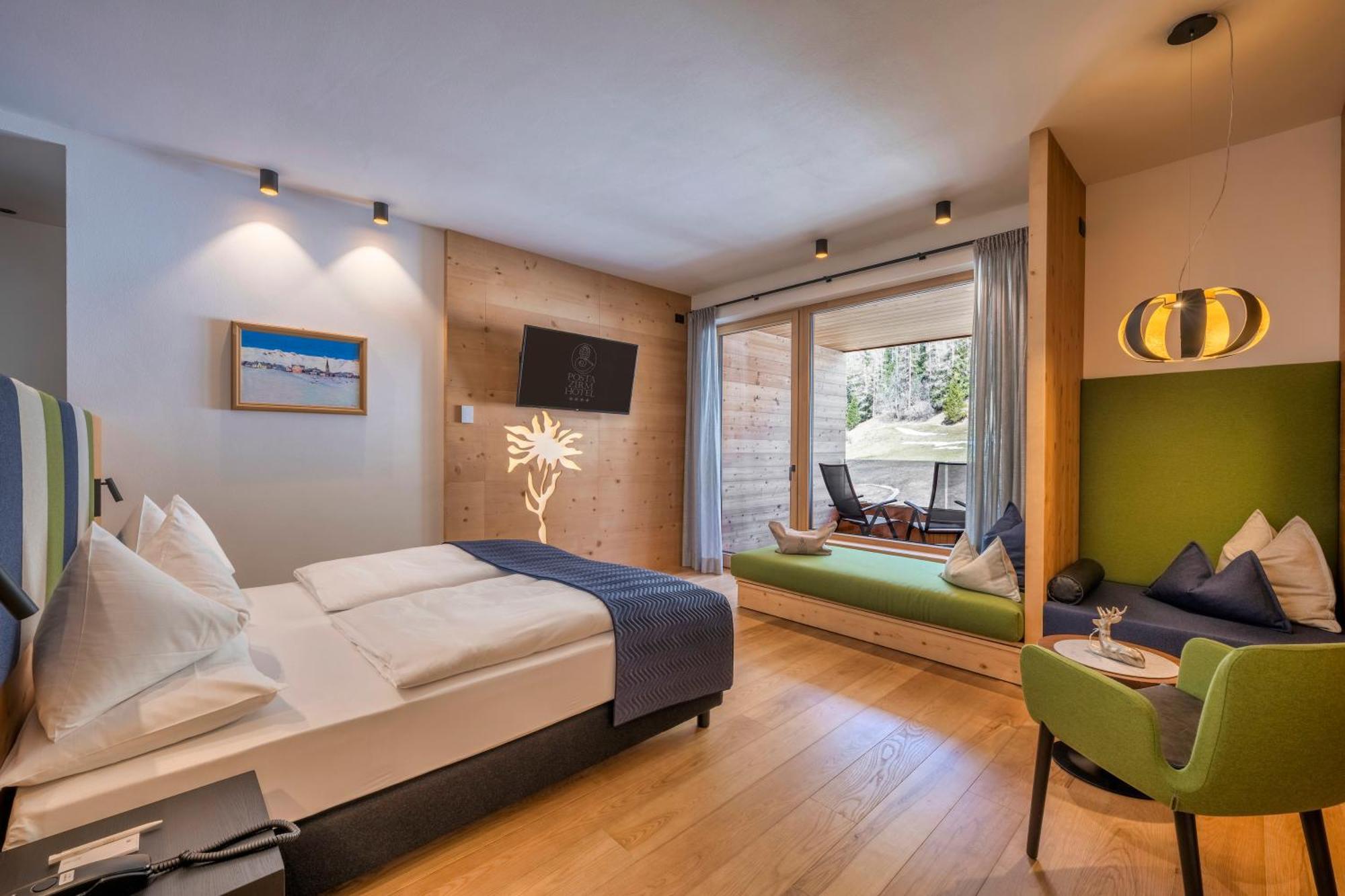 Posta Zirm Hotel Corvara Exteriér fotografie